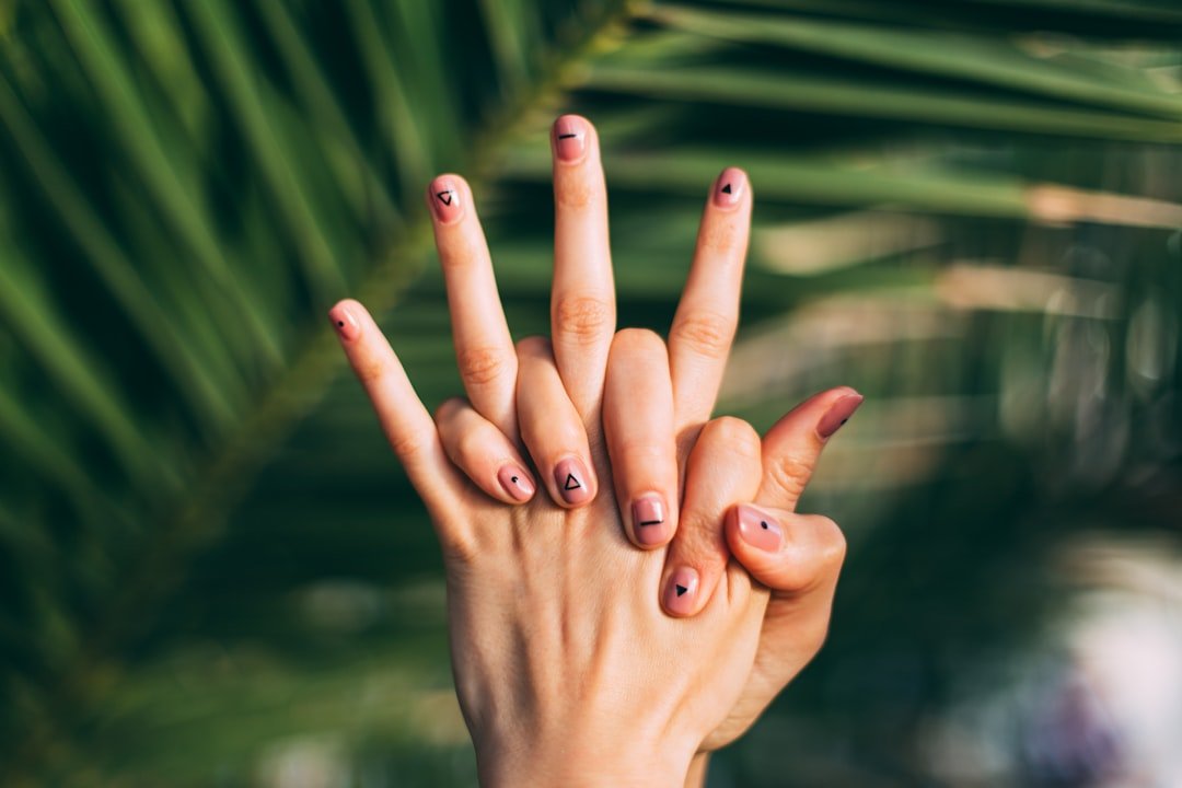 Creative Autumn Nail Art Designs